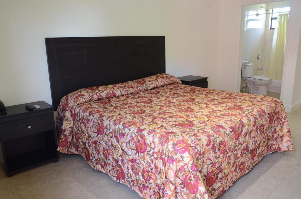 Carl'S El Padre Motel Miami Kültér fotó